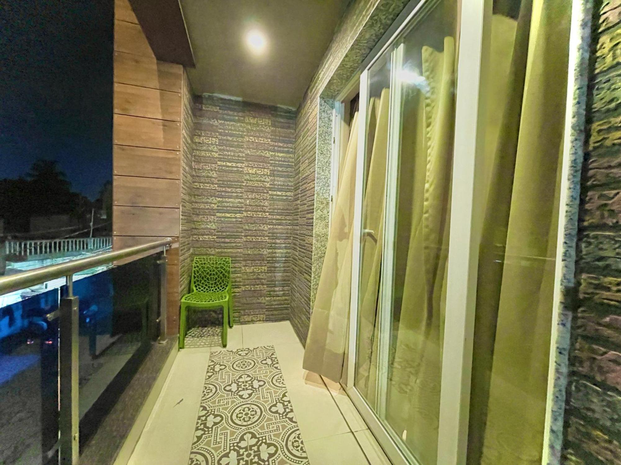 Hotel Kuber Palace ! Puri Near-Sea-Beach-And-Temple Fully-Air-Conditioned-Hotel With-Lift-And-Parking-Facility Esterno foto
