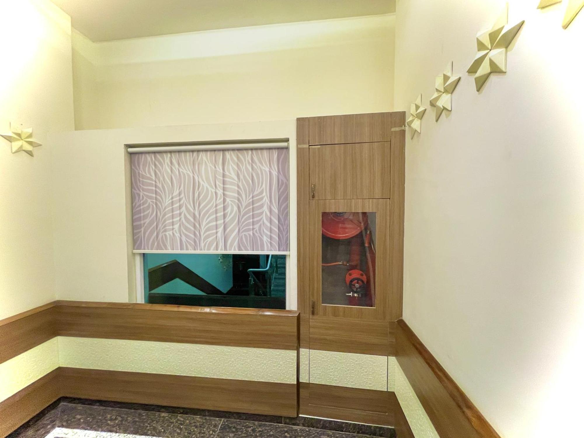 Hotel Kuber Palace ! Puri Near-Sea-Beach-And-Temple Fully-Air-Conditioned-Hotel With-Lift-And-Parking-Facility Esterno foto